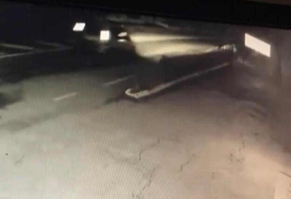 L’auto dei fratelli ripresa dalle telecamere poco prima dello schianto