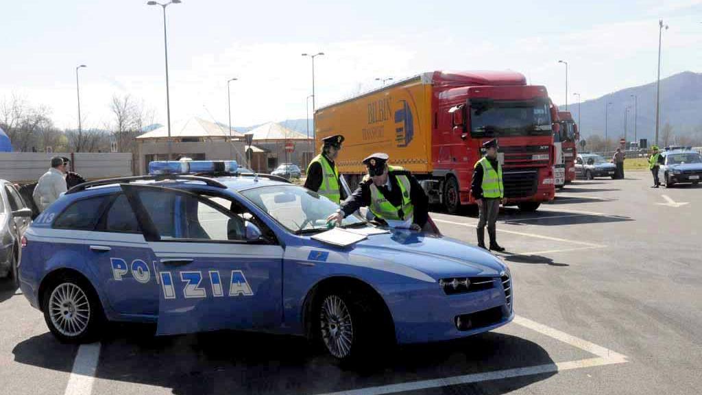 Sul posto è intervenuta la polizia stradale (Foto di repertorio)