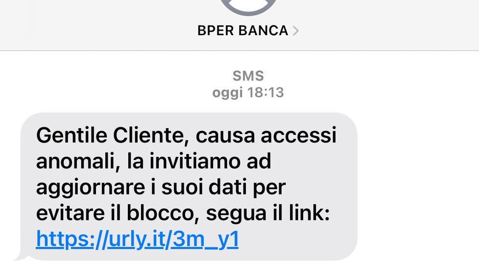 Nel Modenese nuova ondata di truffe via sms per rubare i dati dei clienti Bper 