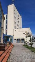Centro Le Fate, all’asta la torre di cinque piani: per dieci anni è stato il quartier generale della vecchia Confcommercio