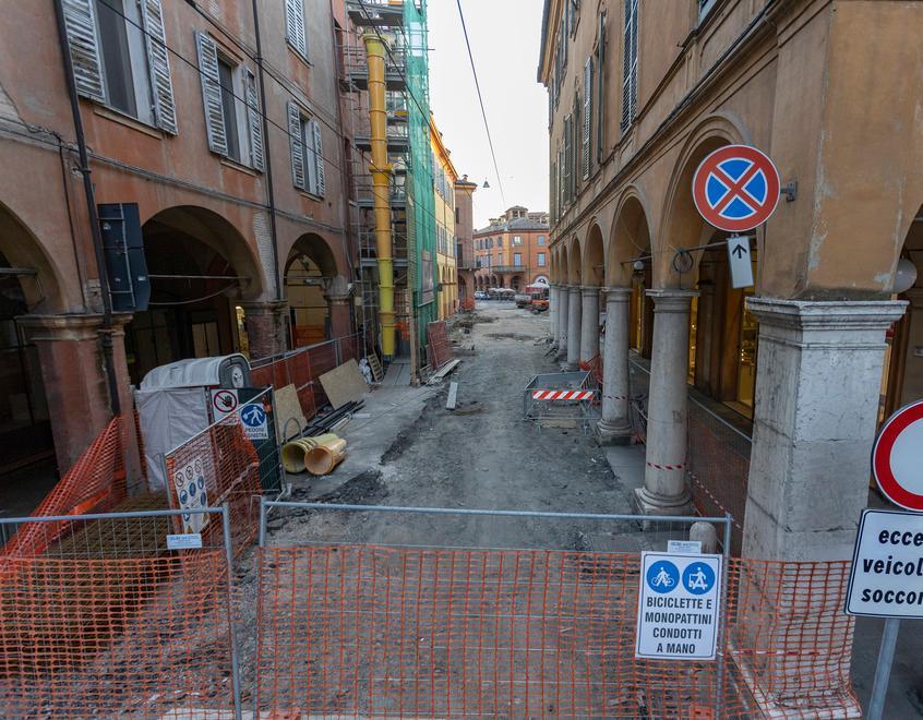 Modena In centro storico altri cantieri: da domani si ferma anche via Canalino 