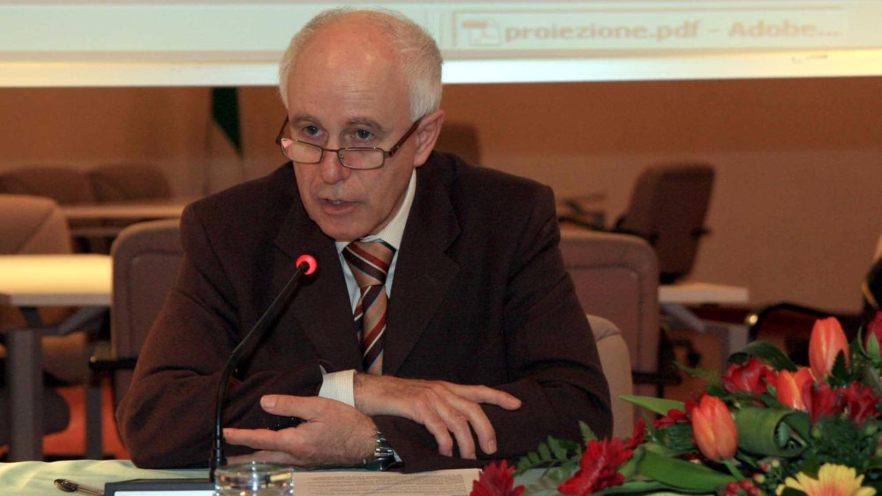 Il presidente della Compagnia portuale di via San Giovanni, Enzo Raugei