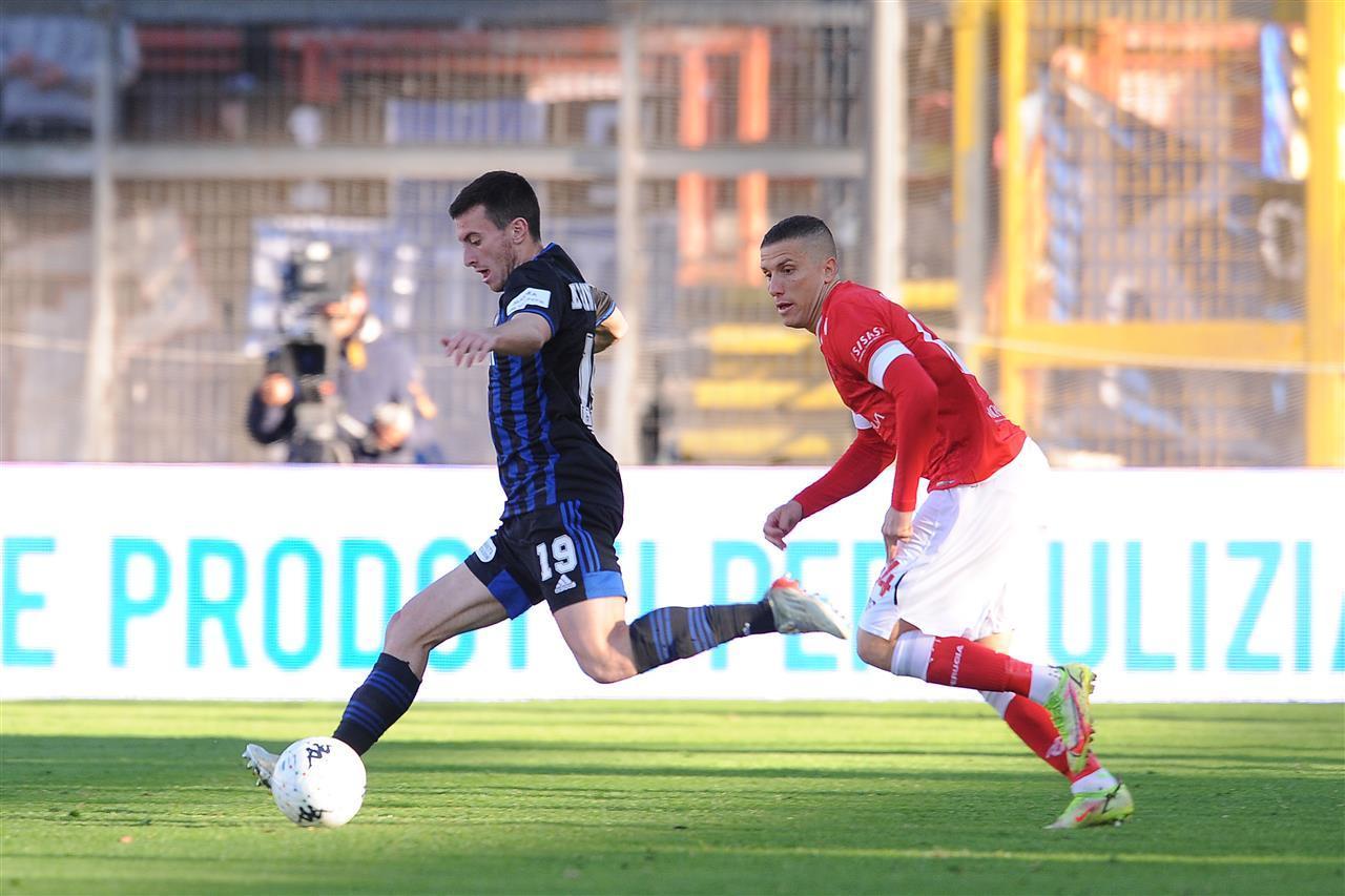 Birindelli in azione contro il Perugia