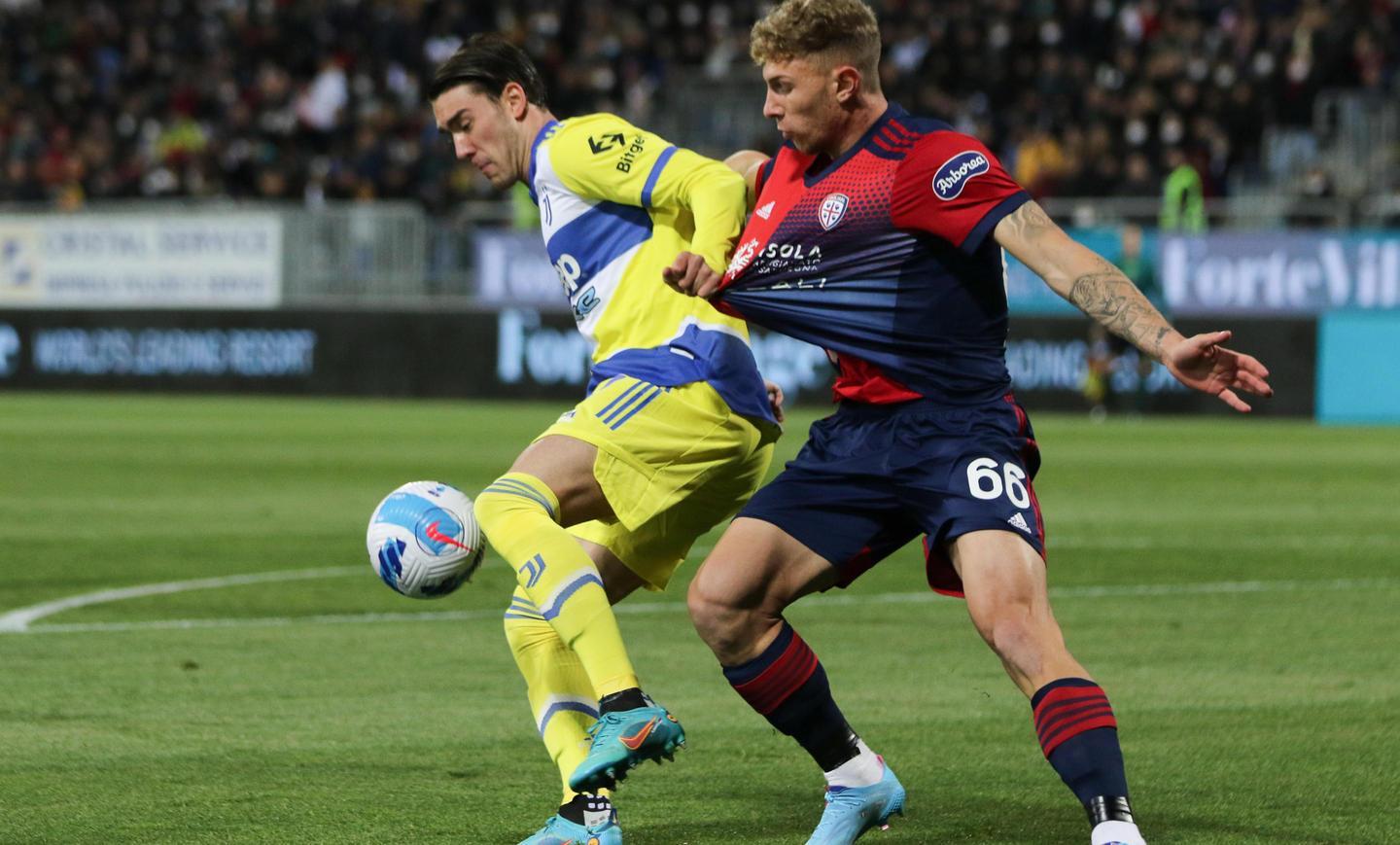 Eppure il Cagliari non affonda 