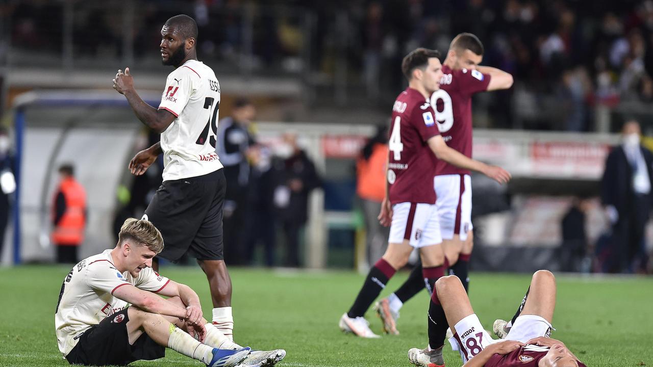 Il Milan non va oltre lo 0-0 con il Torino; i rossoneri inguaiano la propria lotta scudetto (Foto Ansa/Alessandro Di Marco)