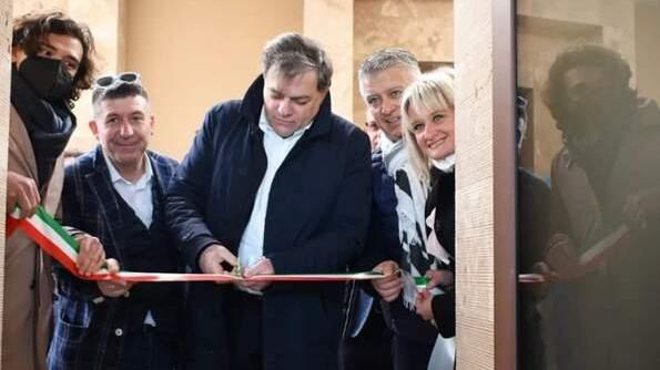 Alberto Giovannetti inaugura la sede di Forza Italia alla Mattonaia