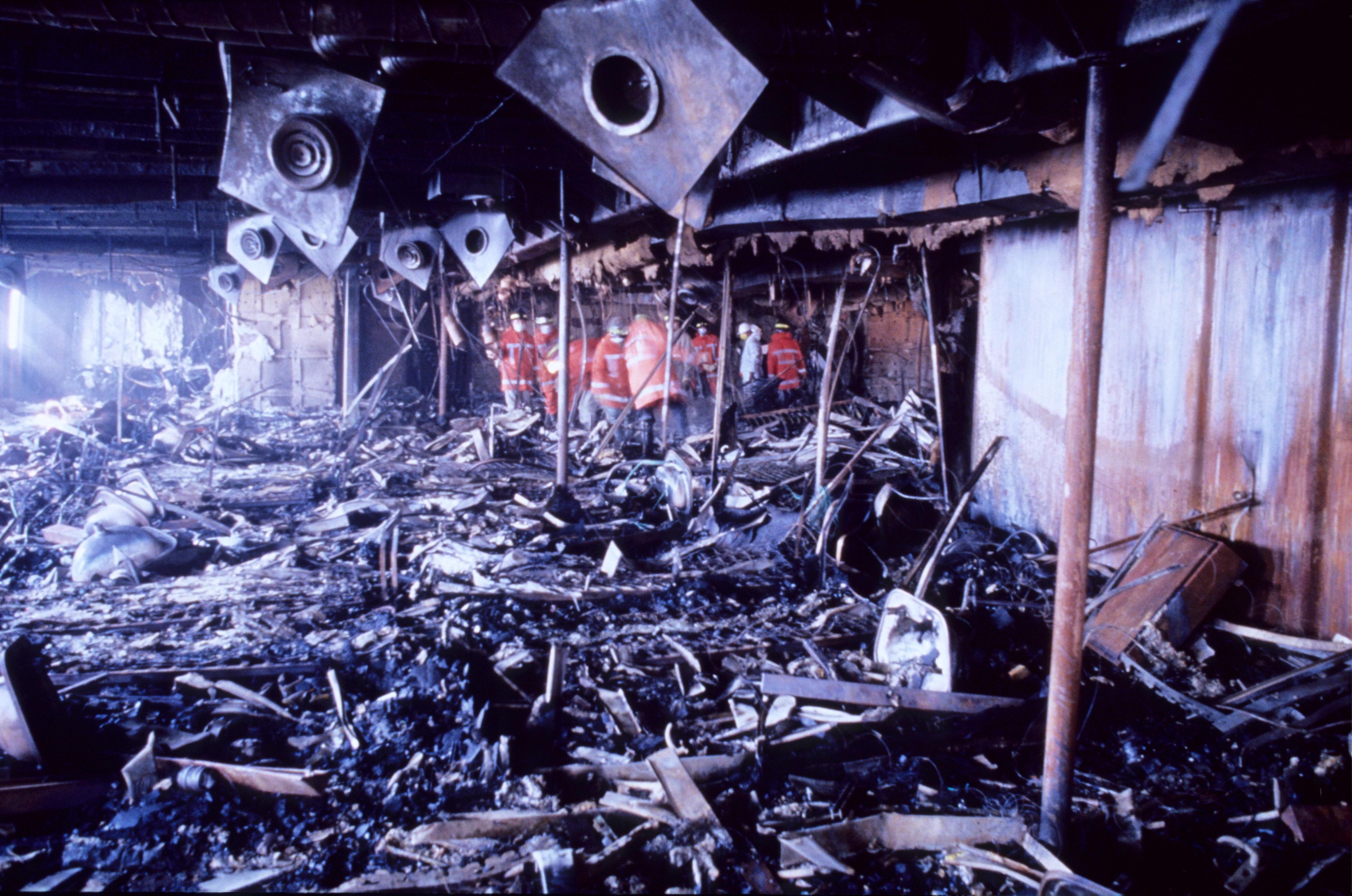 L'interno del Moby Prince: il 10 aprile 1991 le fiamme causarono la morte di 140 persone (Foto Sestini)