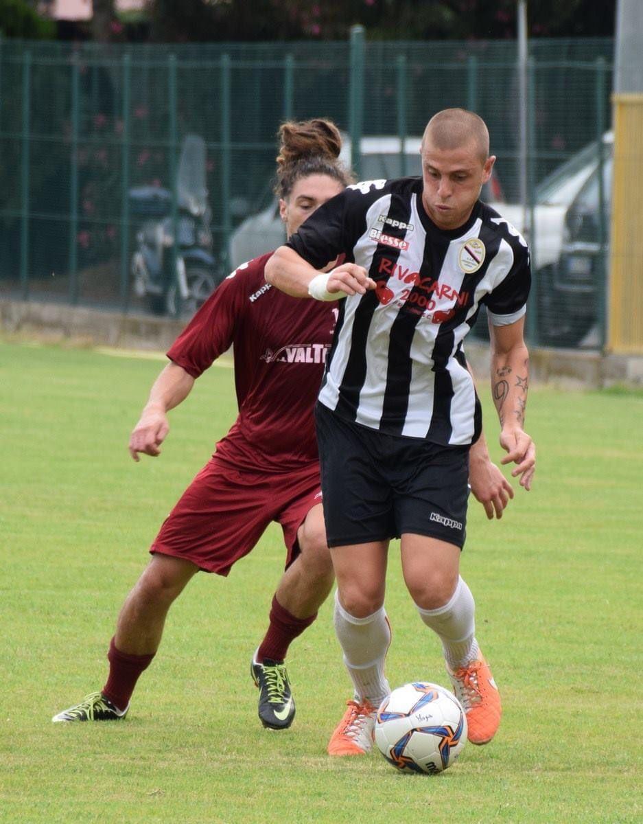 I segreti di Bertuccelli, bomber di periferia infinito: «L’ultimo capolavoro con il Pietrasanta» 