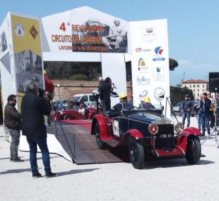 Circuito di Ardenza, vince la storica rievocazione una Porsche del ’74 