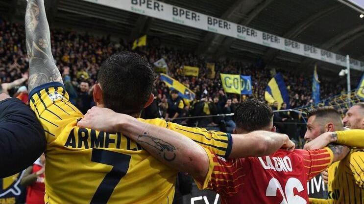 La maglia n°26 del portiere Gagno nel Museo del Modena Rivetti: «Ha fatto la storia»