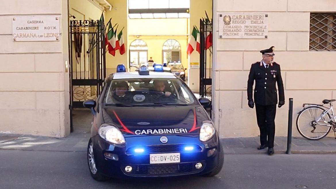 Evade dai domiciliari per andare al circolo, arrestato