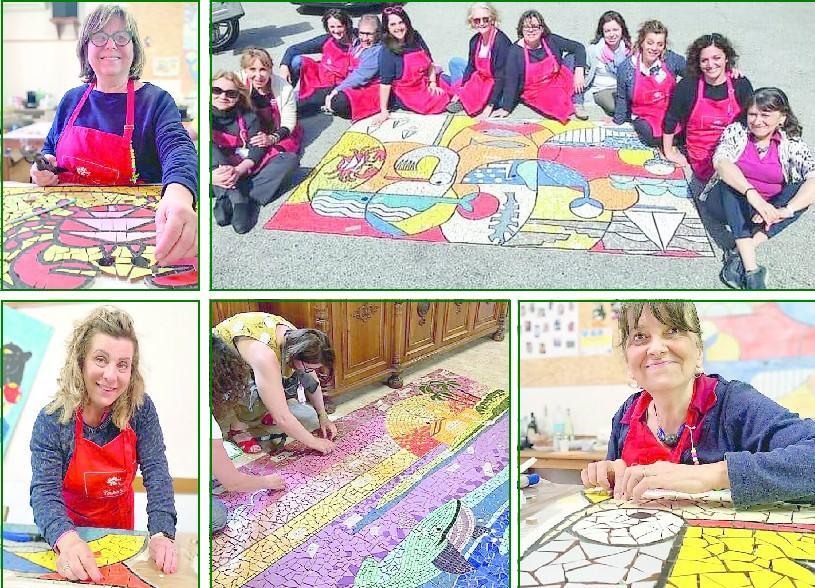  A Lido Estensi il mosaico parla al femminile: «Lavoriamo per trasmettere la bellezza»