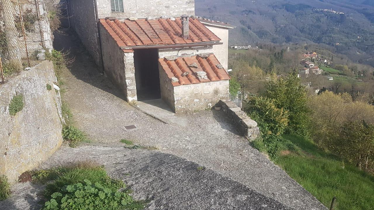 Il luogo dove l'84enne ha sparato