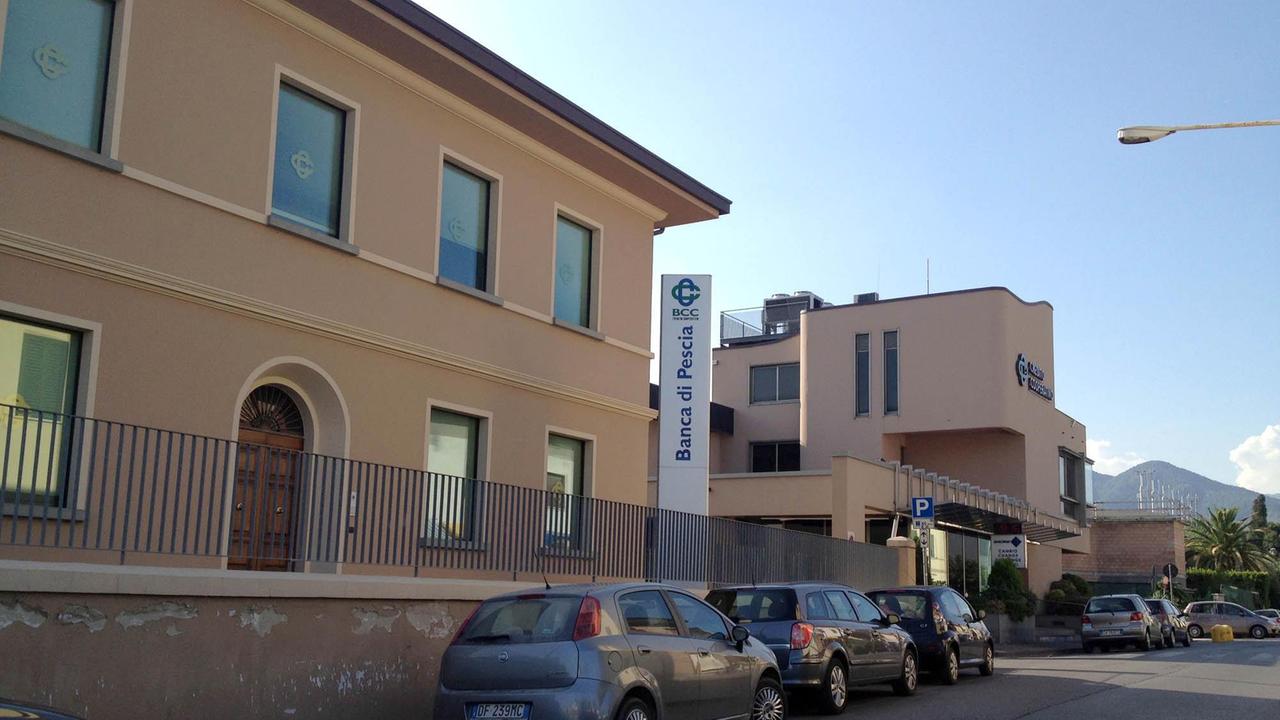 La sede della Banca di Pescia e Cascina agli Alberghi