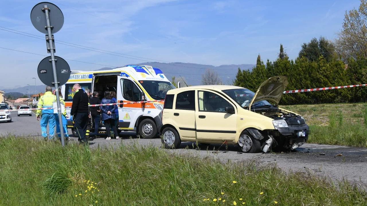 L'auto su cui viaggiava l'uomo