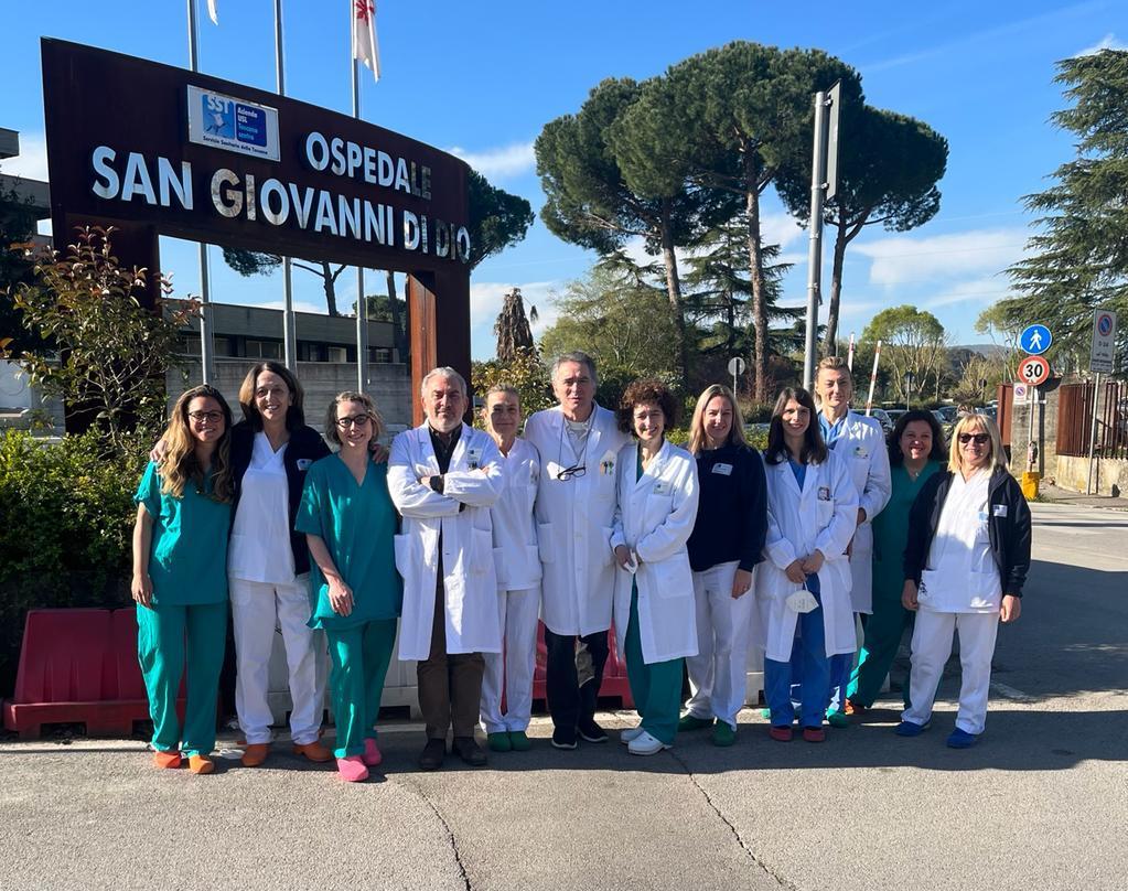 La squadra di medici e operatori che ha salvato la neonata