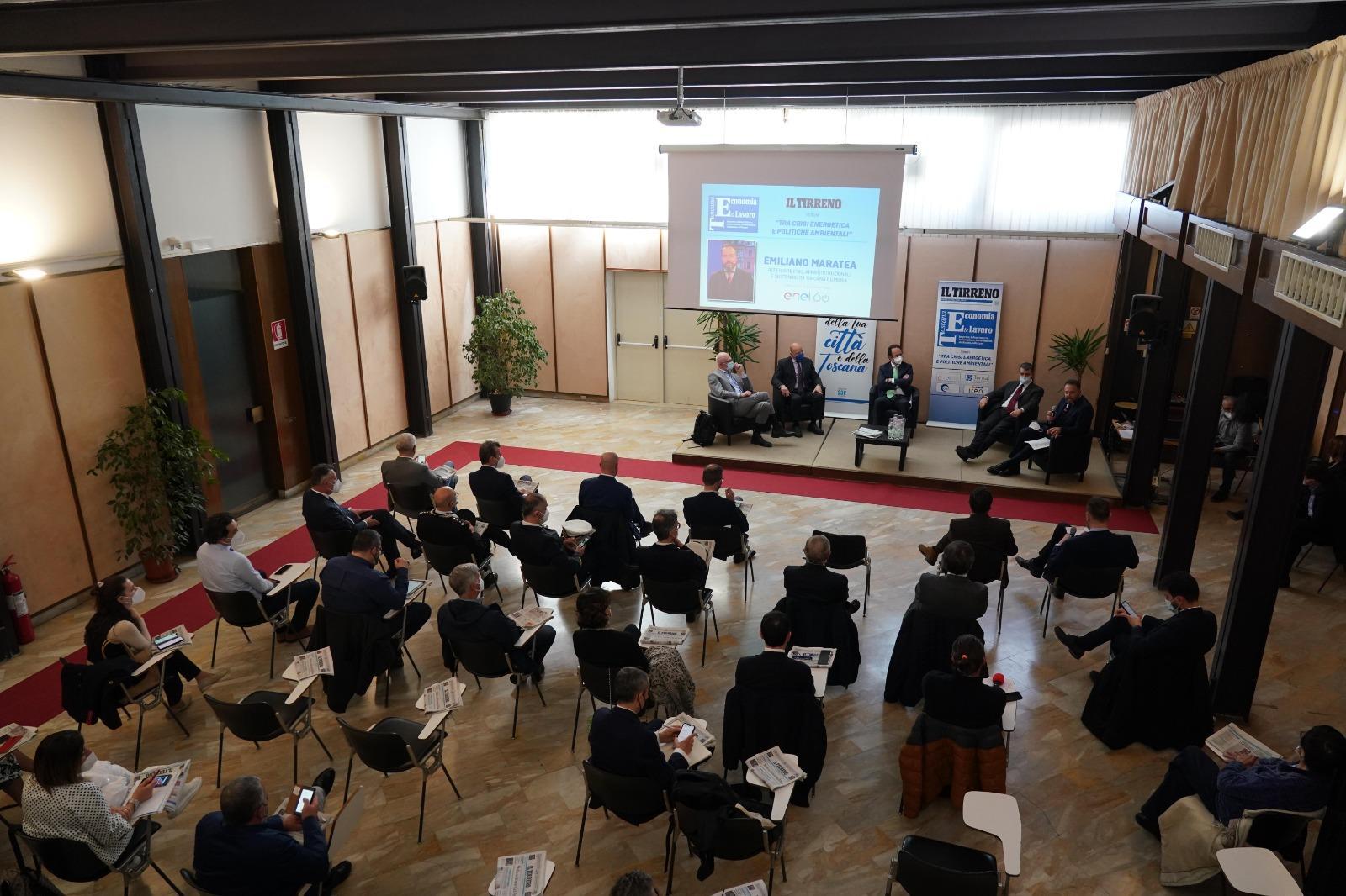 Il forum sull'energia organizzato nella sala congressi della sede de Il Tirreno, a Livorno (Foto di Franco Silvi)