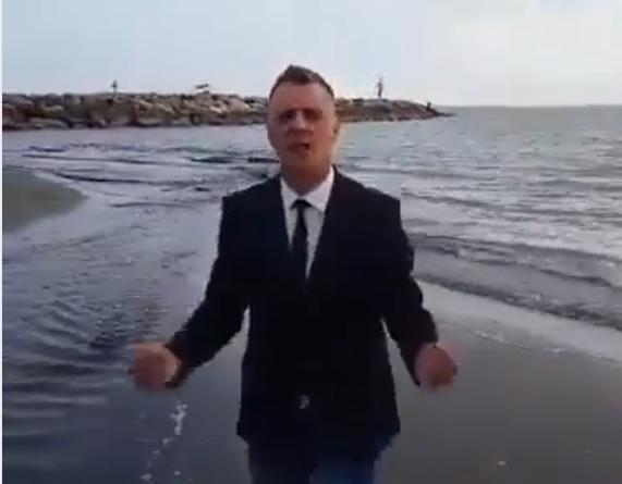 Lorenzo Mancineschi nel video ritenuto diffamatorio contro il porto di Marina di Grosseto, risalente al 2016