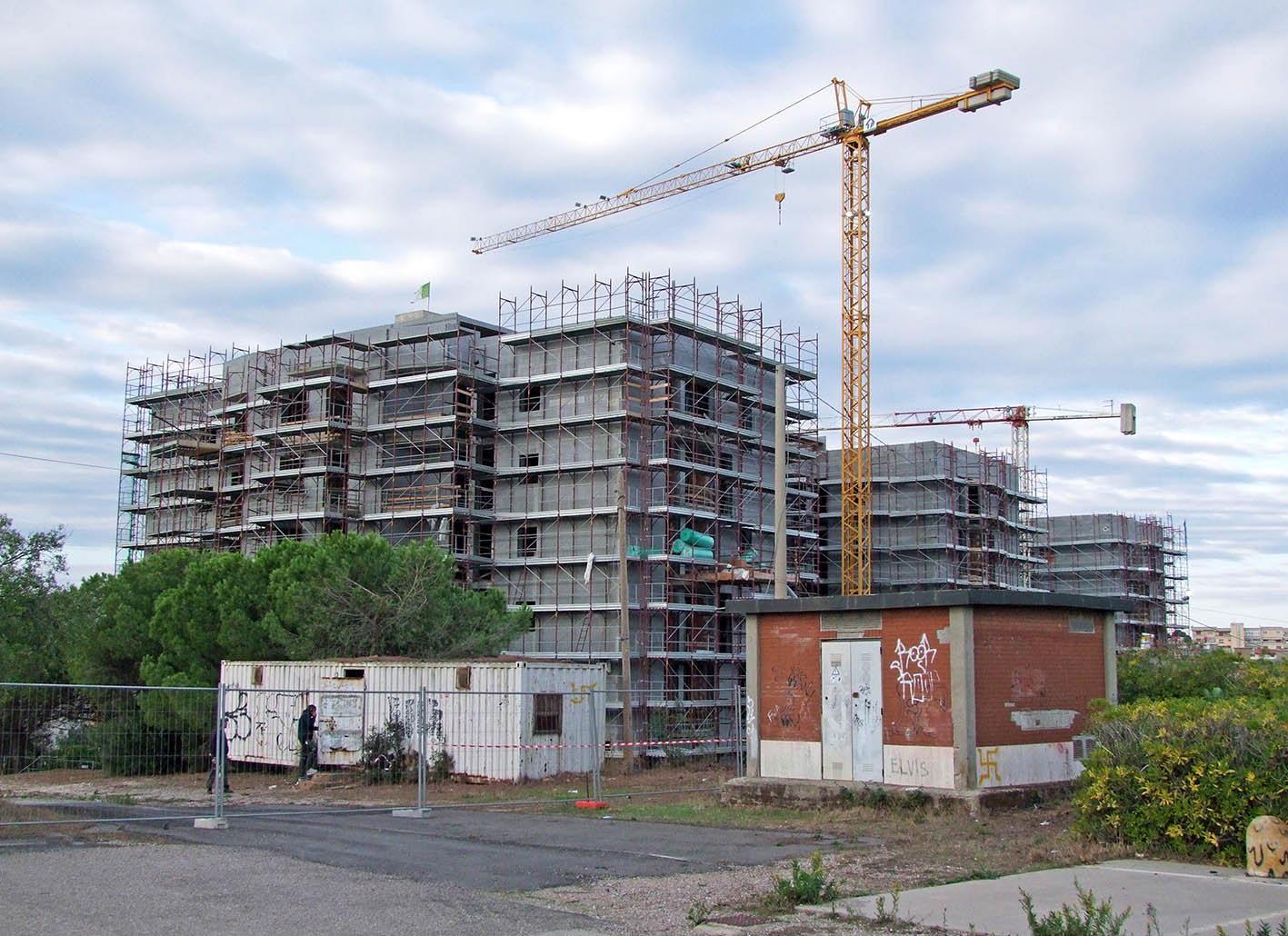 L’avanzamento dei lavori dei tre palazzi in via della Pace