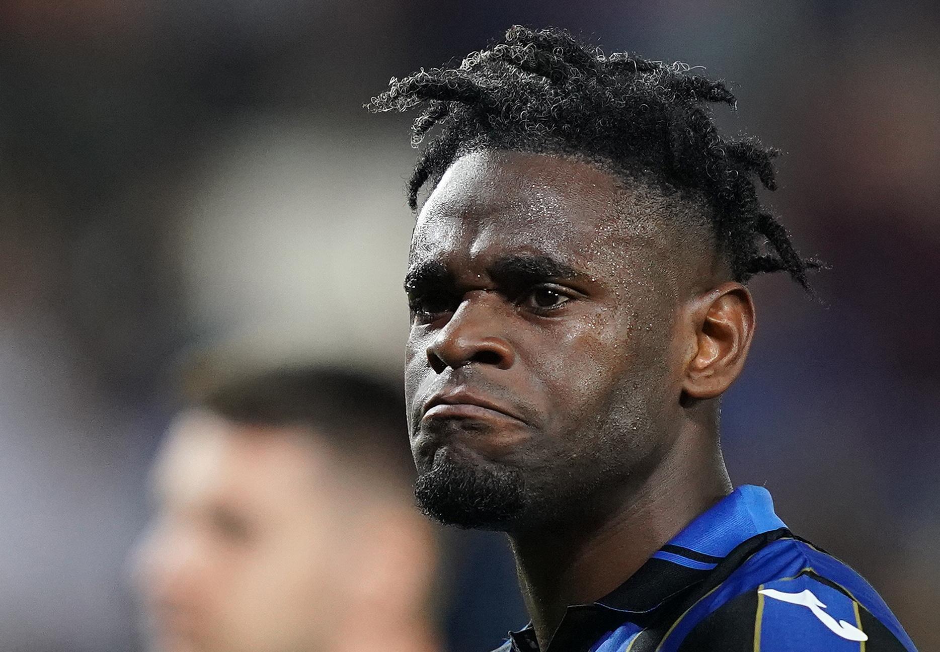 Tutta la delusione sul volto dell'attaccante dell'Atalanta, Zapata: i bergamaschi sono fuori dall'Europa league (Foto: Spada/LaPresse)