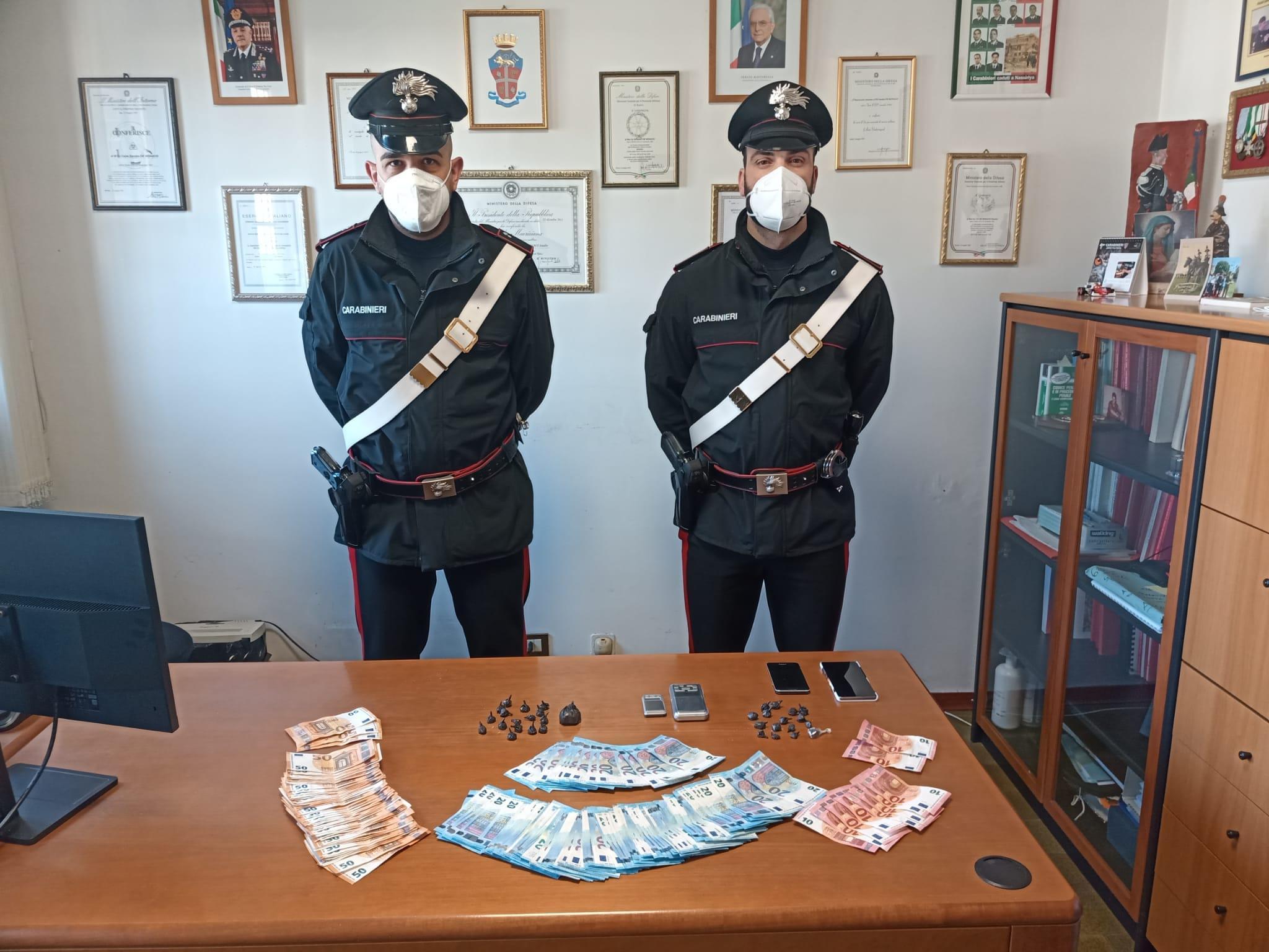 Reggiolo, fermato con le dosi di eroina: arrestato 44enne