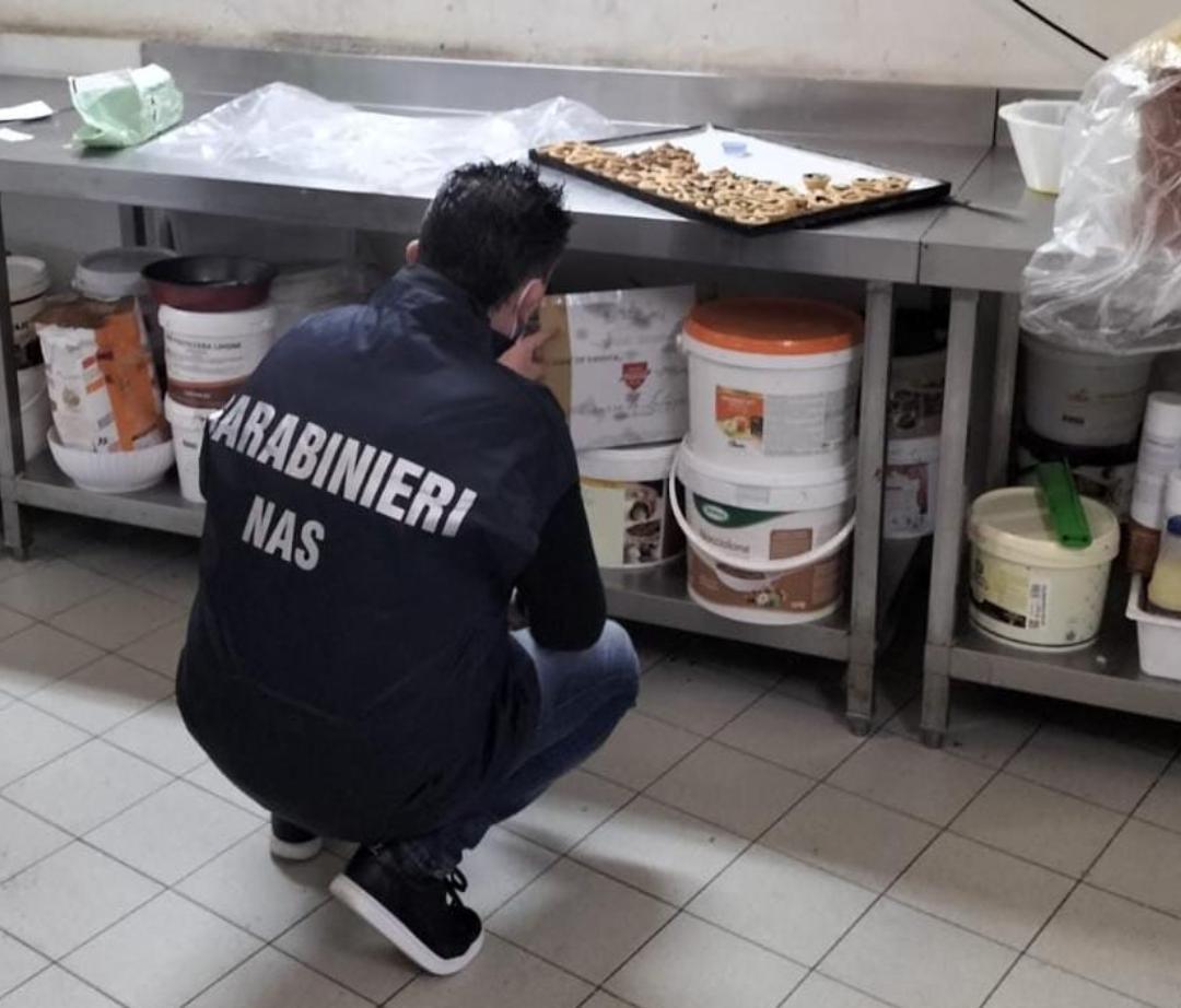 Reggio Emilia, controlli del Nas nei forni della città 