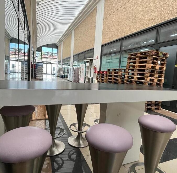 Formigine. La desolazione domina sui “4 Passi” Viaggio nel centro commerciale fantasma 