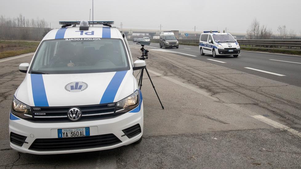 Slitta il regolamento sugli autovelox ma il governo assicura: «Pronto a giugno» 