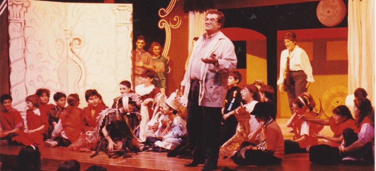 Franco Enna, addio al maestro delle storie che insegnava con il teatro 