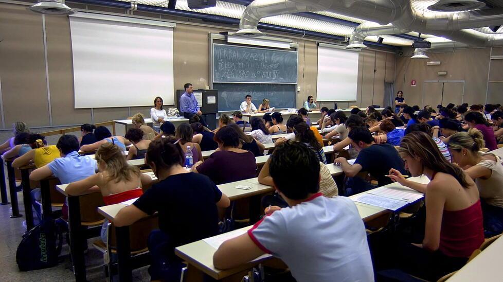 Università di Pisa, tornano gli esami in presenza. «Chi è in quarantena salta l'appello»