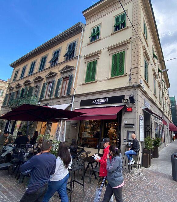 Si torna a pagare il suolo pubblico a Pontedera, ma solo tre esercenti su 34 tolgono i gazebo 