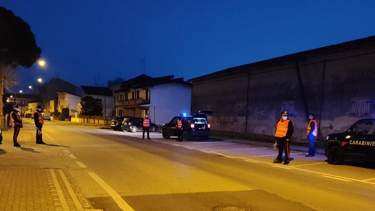 Comacchio, denunce e sanzioni tra Pasqua e Pasquetta