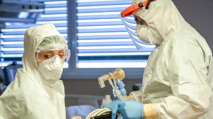 Covid, a Pasqua 6500 modenesi chiusi in casa