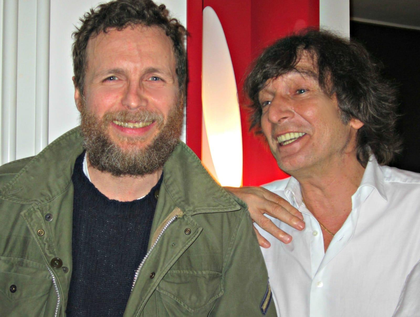 Claudio Cecchetto insieme a Jovanotti a una delle date del Jova Beach party tour 2019 a Viareggio