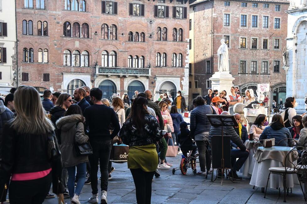 Il ponte lungo di Pasqua riporta i turisti a Lucca. «Siamo come nel 2019» 