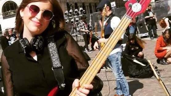 Vignola. Giulia e il suo basso: show per l’Eurovision