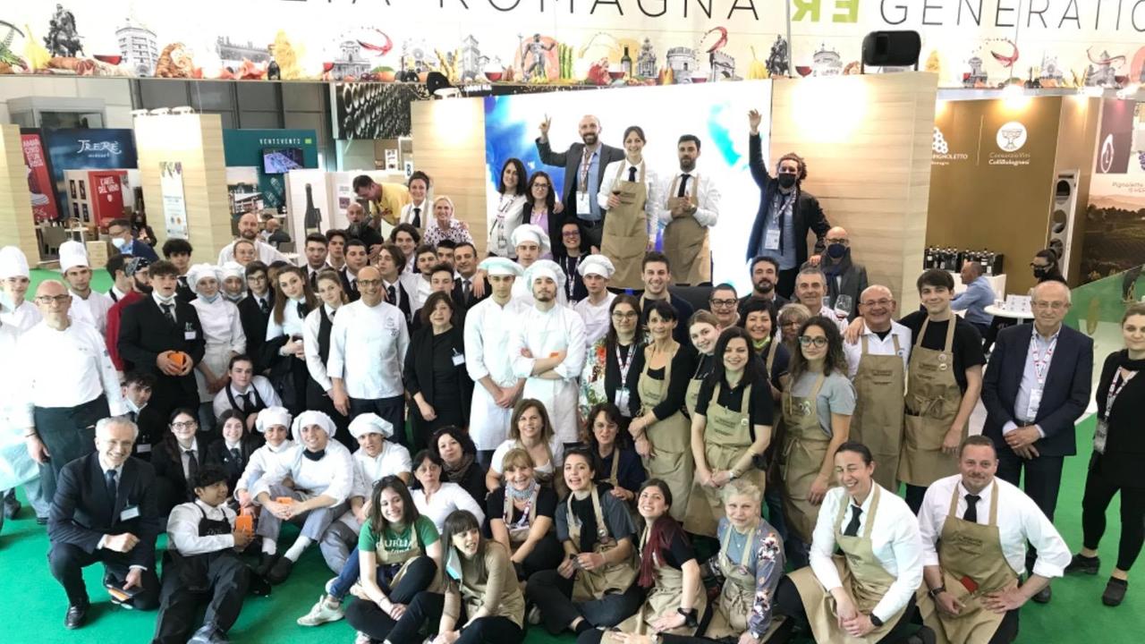 L’Emilia Romagna brinda al suo vino che in Europa stappa un +42%