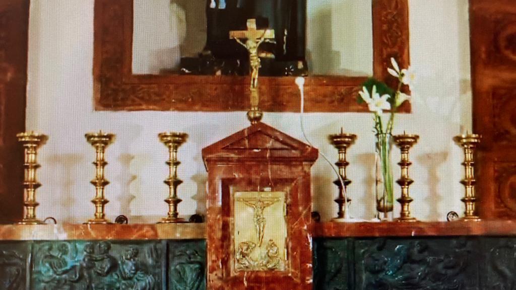 Grosseto: "colpo" anche in San Francesco, sparito un crocifisso in ottone dalla cappella di Sant'Antonio