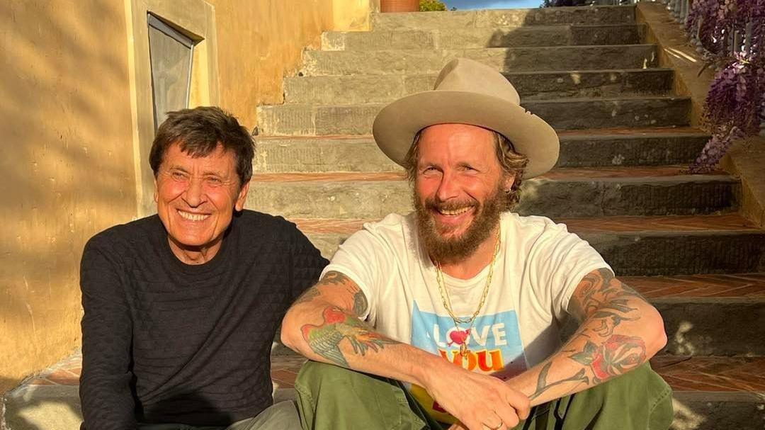 Jova e Morandi ancora insieme: la nuova canzone è pronta e "andrà forte" - Video