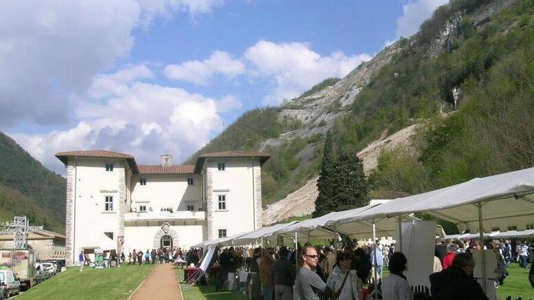 Seravezza, Enolia rinviata per maltempo: ecco le nuove date dell’evento