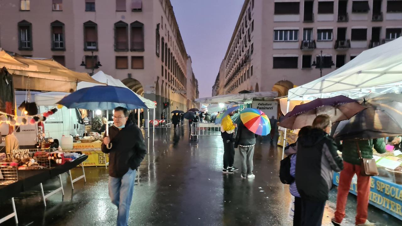 Per il 25 aprile ritorna l'inverno (Foto Daniele Stefanini/Silvi)