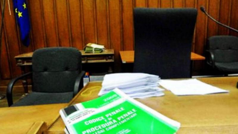 «Mia madre trascinata per i capelli in tutta la casa»