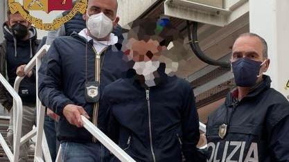 Violenza sessuale a Forte dei Marmi, arrestato in Grecia dopo due mesi il presunto responsabile: la ricostruzione