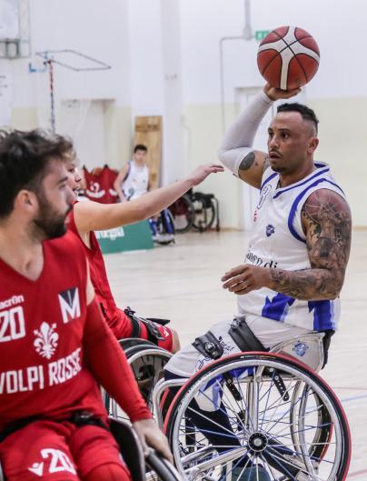 De Miranda della Dinamo Lab in azione