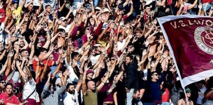 Livorno calcio, cresce l'attesa per gli spareggi: «Sono le nostre finali di Champions»