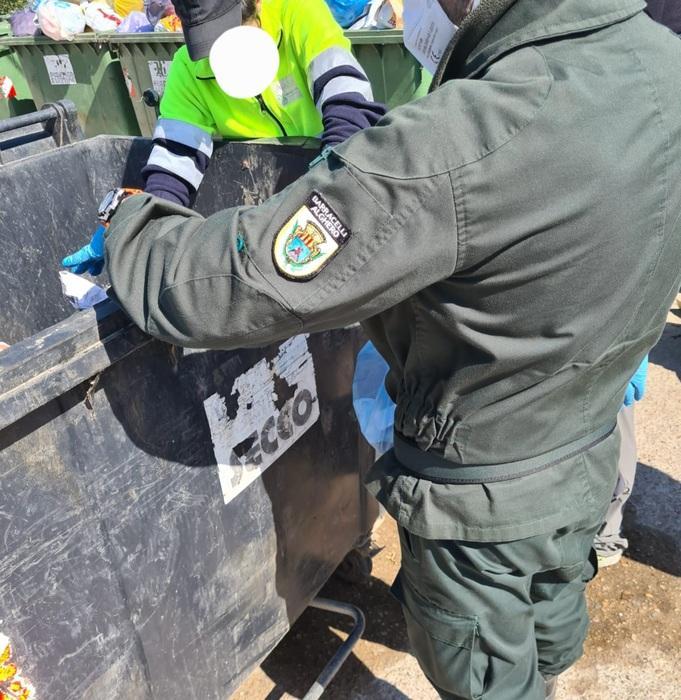 Alghero, abbandono illegale dei rifiuti: 15 sanzioni in un giorno