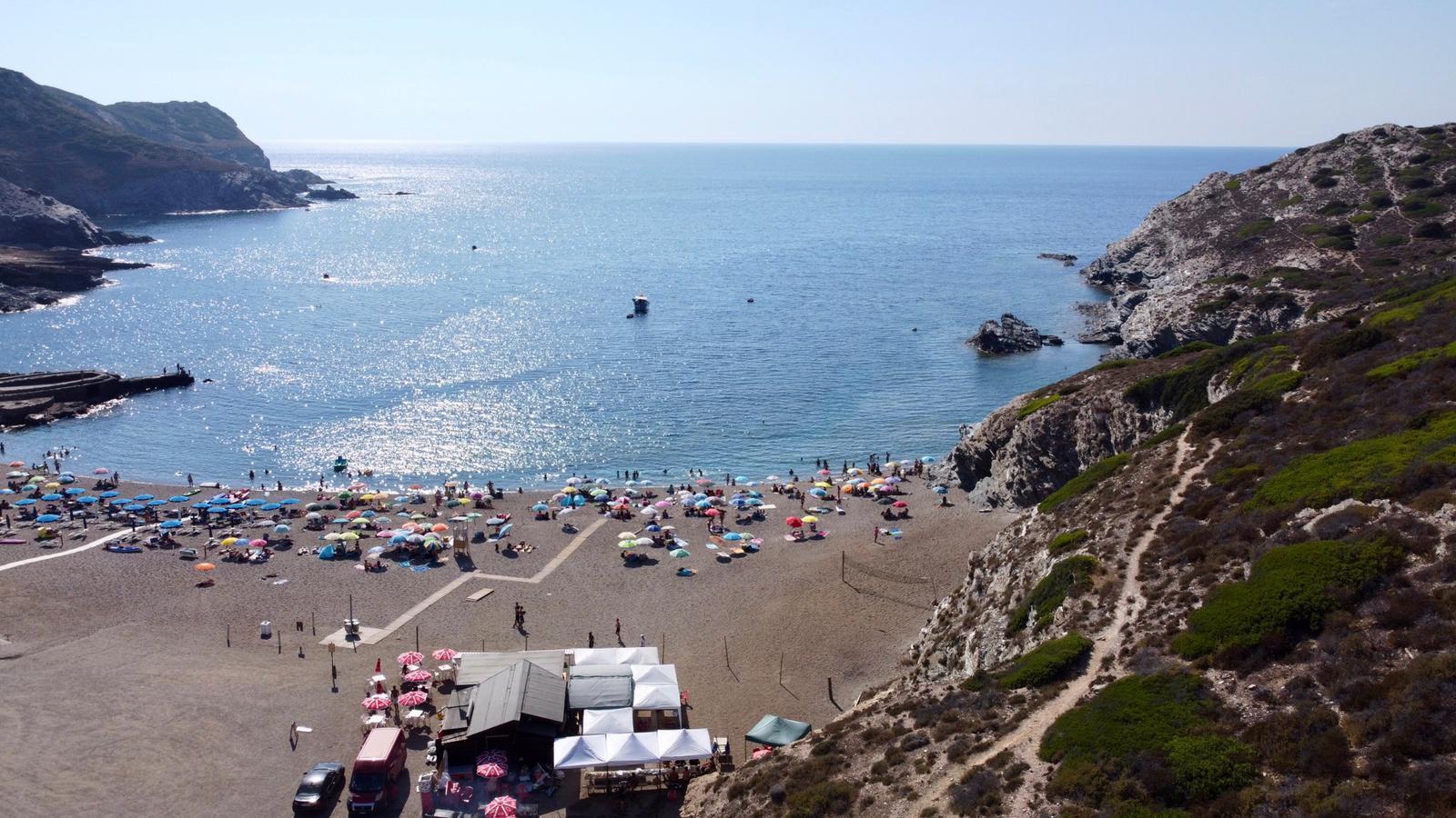 Sulla Nuova in edicola sabato 23, Sassari città turistica: scoppia il caso politico