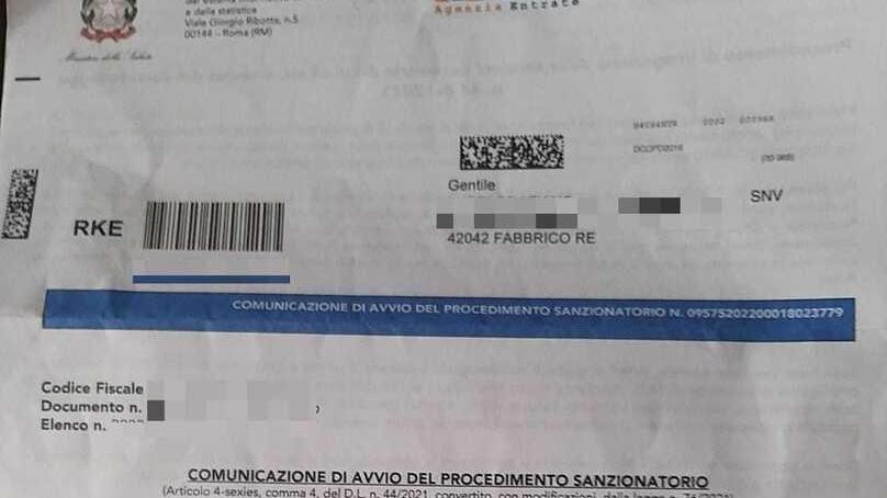 «Vaccinato con 3 dosi ma dal ministero mi è arrivata la multa»
