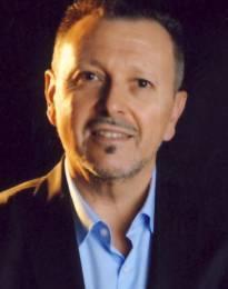 Novellara, addio a Stefano Gradellini. Il tabaccaio aveva 54 anni 