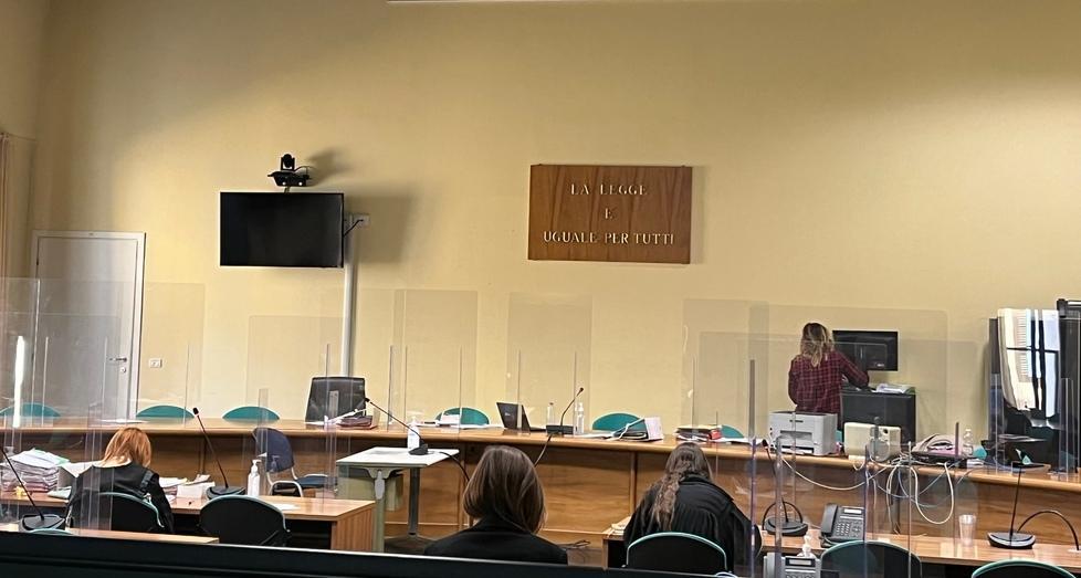 Modena. «Dei sicari vogliono ucciderti» E si fanno consegnare 20mila euro 